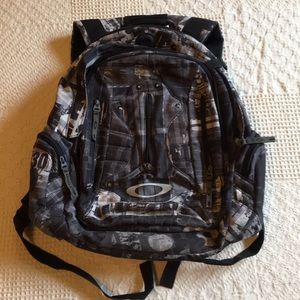 oakley diaper bag backpack